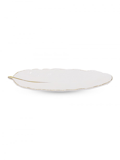 White ceramic dessert and nuts serving plate