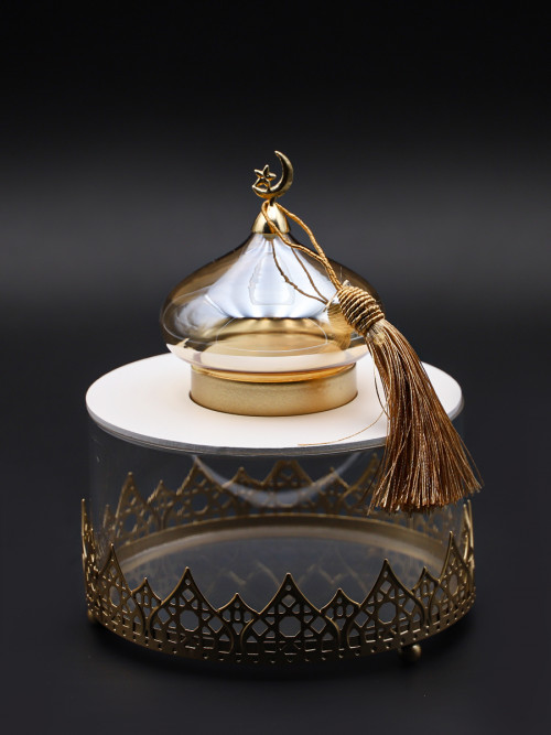 Round acrylic box decorated with gold base and lid 16*18 cm